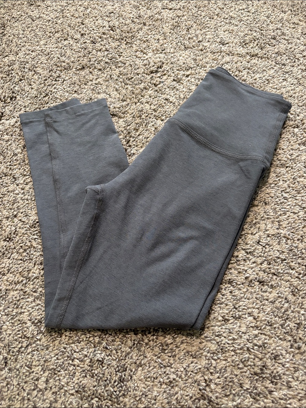 Beyond Yoga cropped leggings size XS